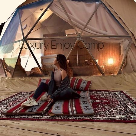 Апартаменти Abdullah Luxury Camp Ваді-Рам Екстер'єр фото